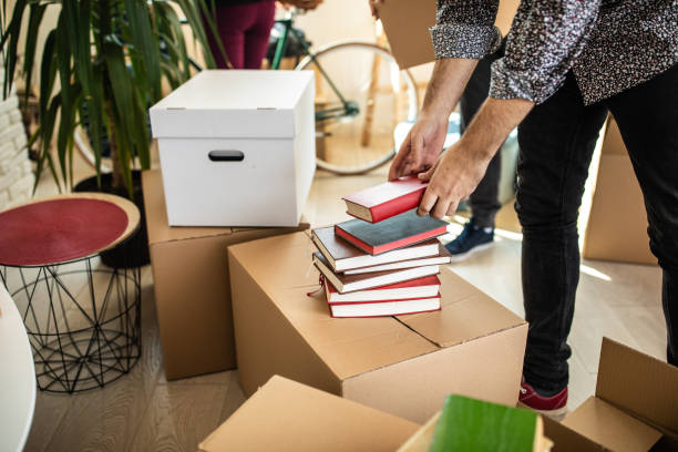 Best Way to Pack Books for Moving: Tips, Techniques