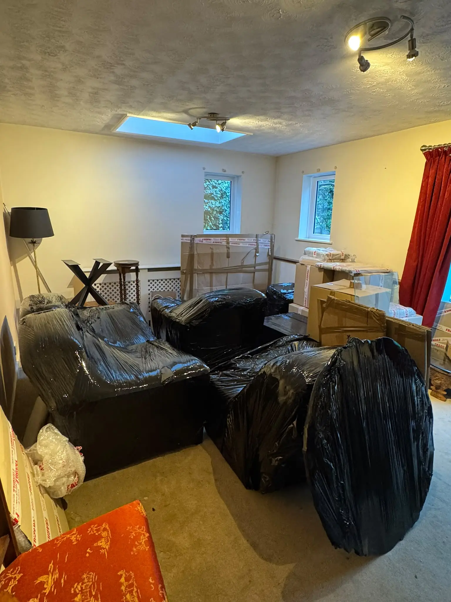 Move Craft crew carrying out a house removal in Slough